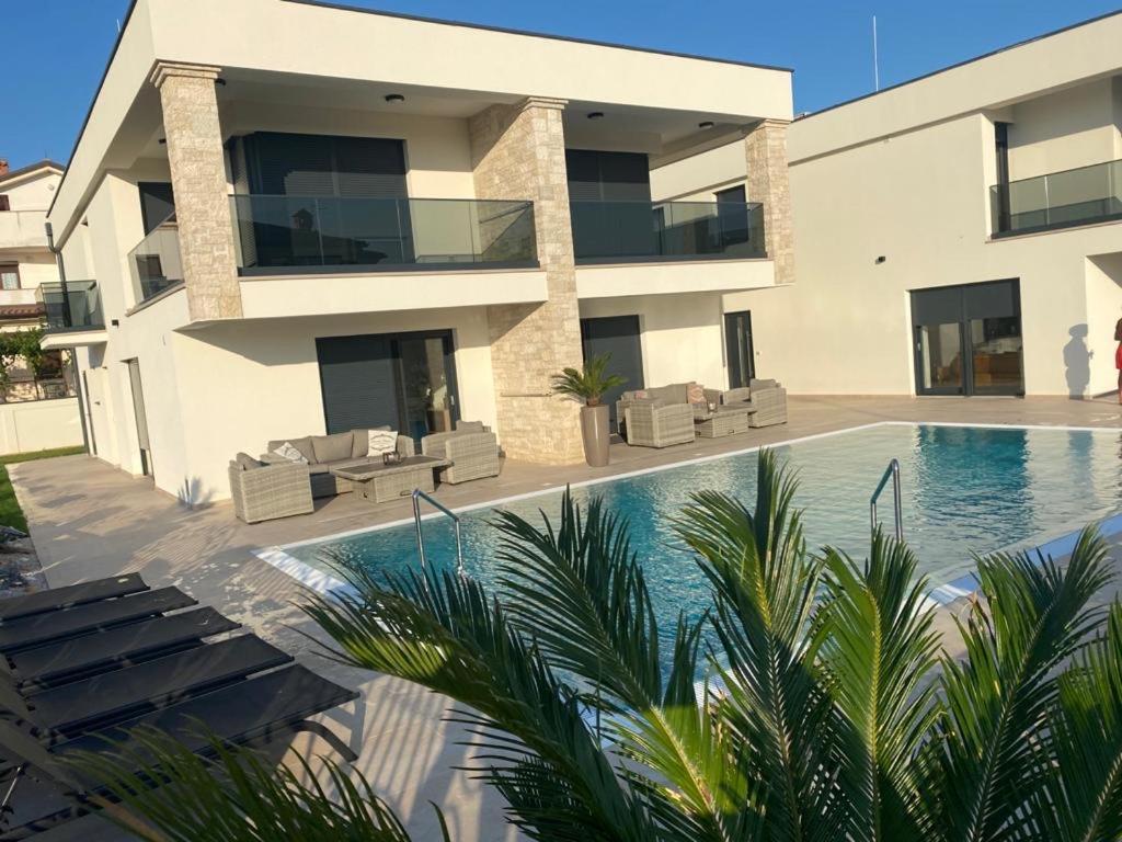 Vila Softic Azra Umag Buitenkant foto